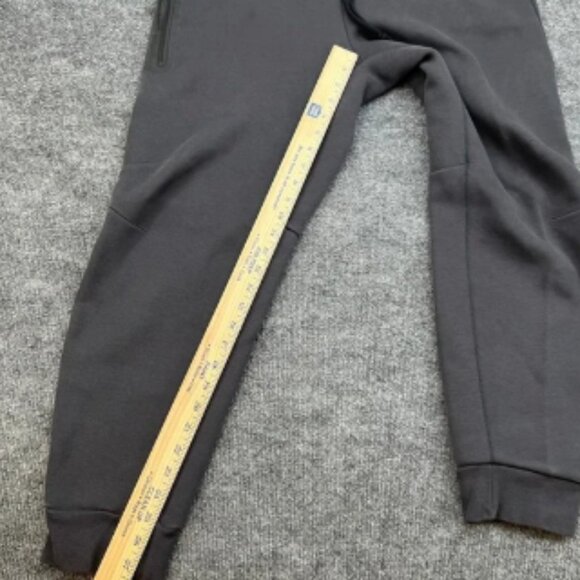Nike Tech Fleece Gray Mens XL Joggers Sweatpants Lightweight FB8002-060 - Picture 8 of 13